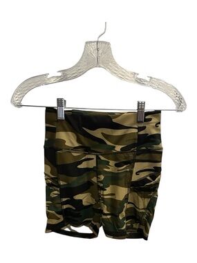 Lydaa Camo High-Waist Bike Shorts - Olive/Black